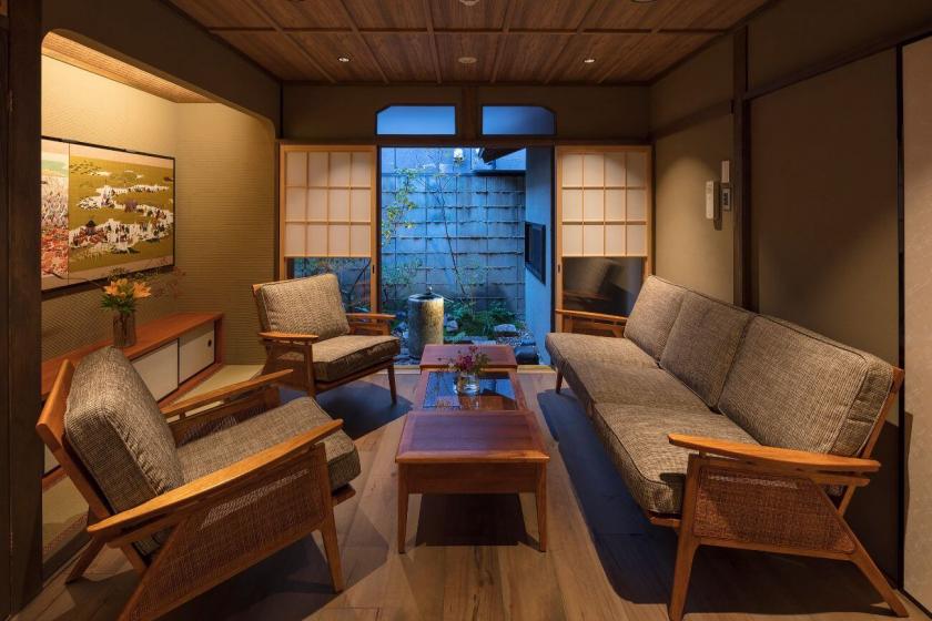 "Sumitsugu" Private Machiya Holiday House / Up to 8 guests / Gion & Kiyomizu Temple area
