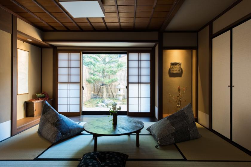 "Higashiyama Kageroi" Private Machiya Holiday House / Up to 9 guests / Higashi Chaya Area (Historical District)