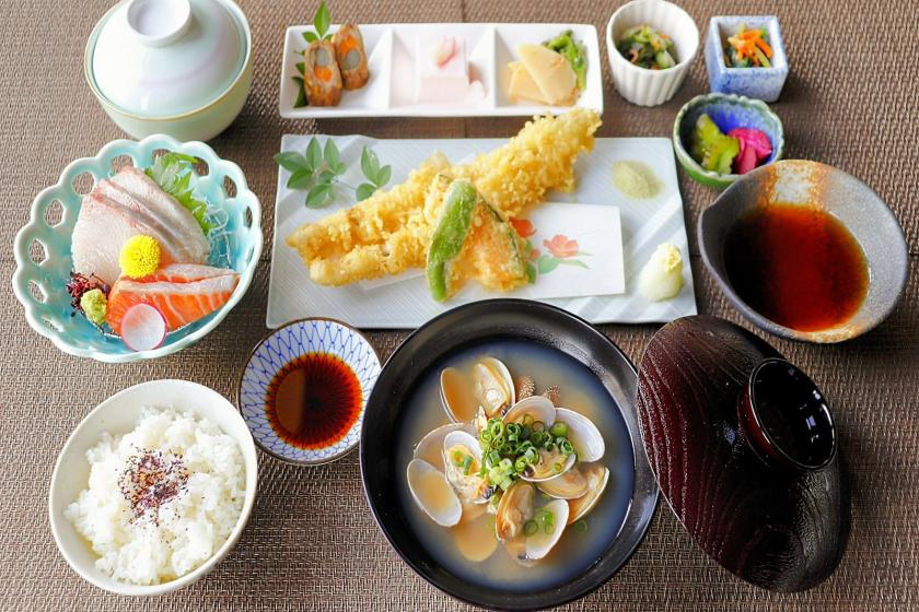 おすすめ潮彩御膳の1泊2食付♪　駐車場無料プラン