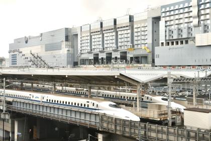 新幹線が見えるツインルーム確約【禁煙】(21㎡/バス・トイレセパレート)