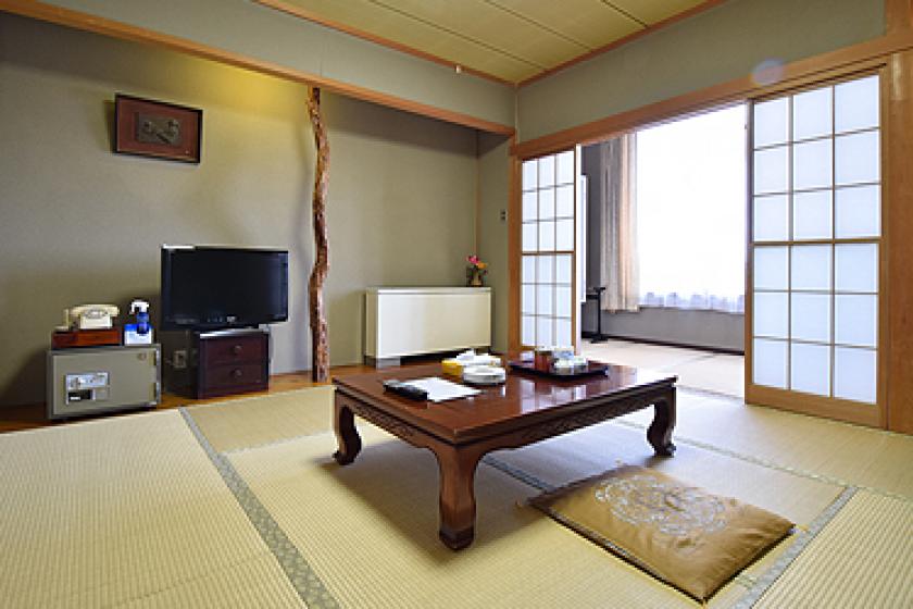 Japanese-style room 12 tatami mats [with bath toilet] □ Non-smoking □