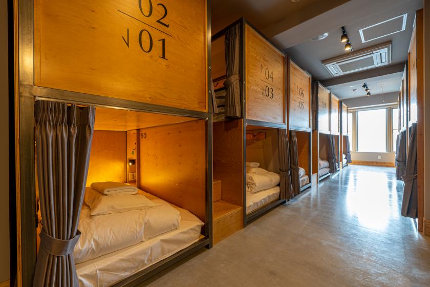 Mixed dormitory BUNK BED