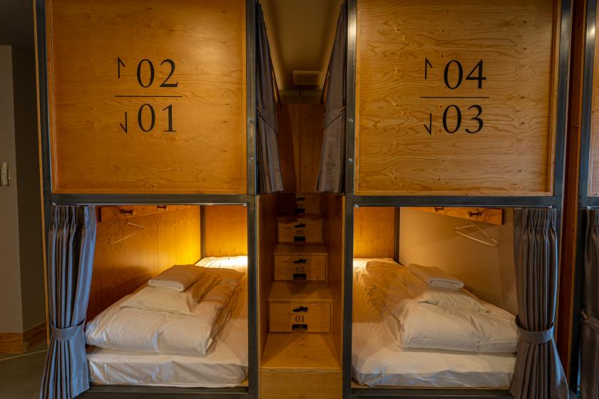 Mixed dormitory BUNK BED