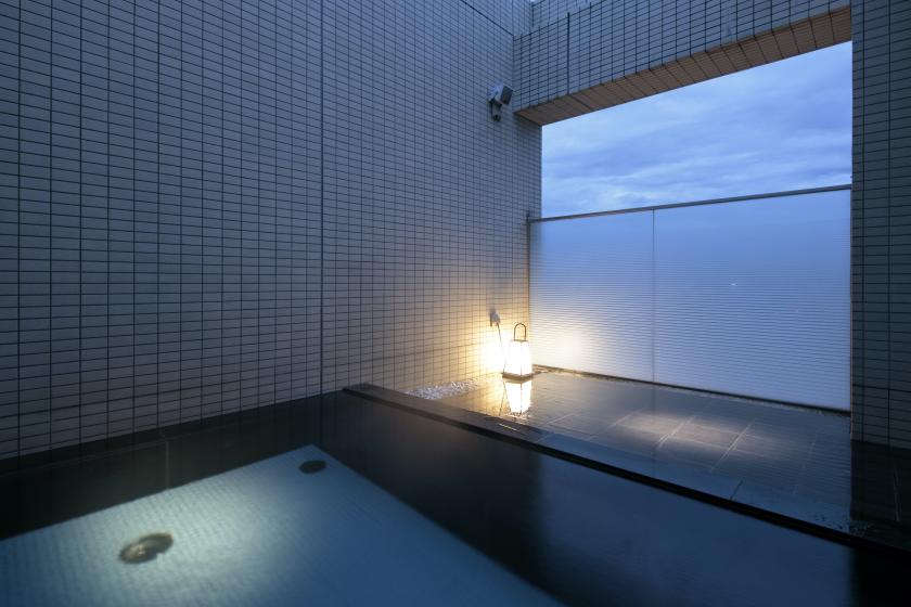 [Summer discount for 1 person] Enjoy a business trip or solo trip in the sky, and enjoy the open-air bath, sauna, and outdoor bathing (room only)