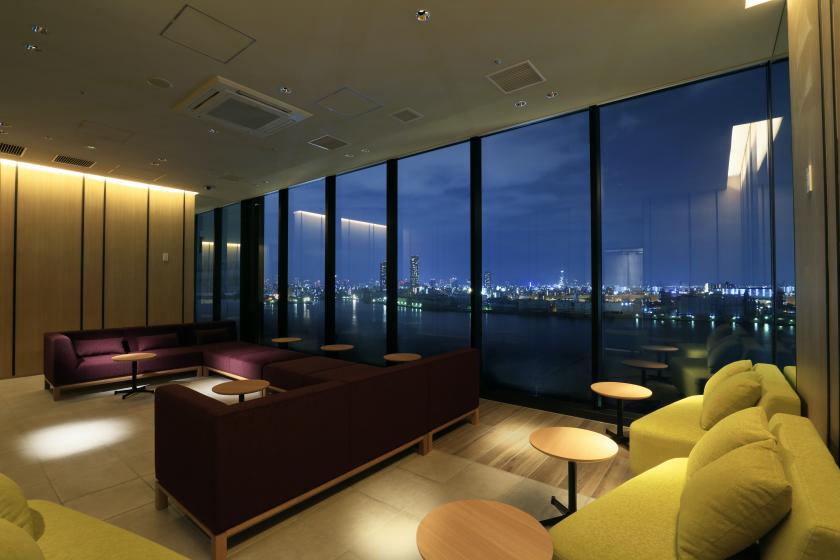 A trip to Osaka where you can relax in the sky spa on the top floor and a sophisticated space (room without meals)