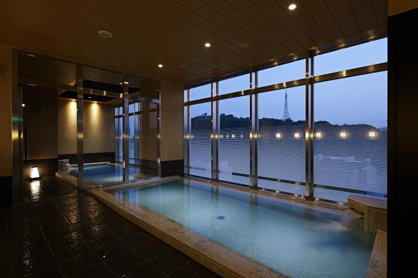 A relaxing trip in a sophisticated space while enjoying the Sky Spa on the top floor (without meals)