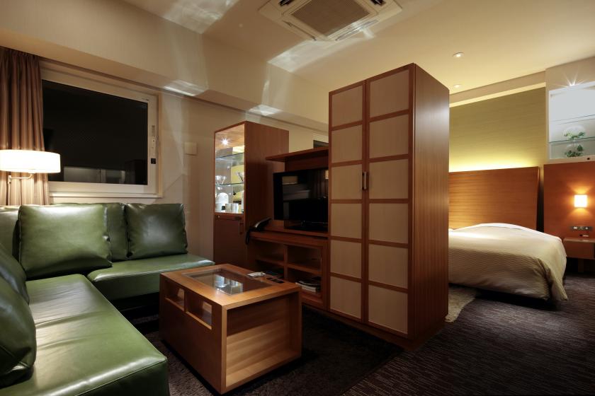 Premium Family Room / Non-Smoking