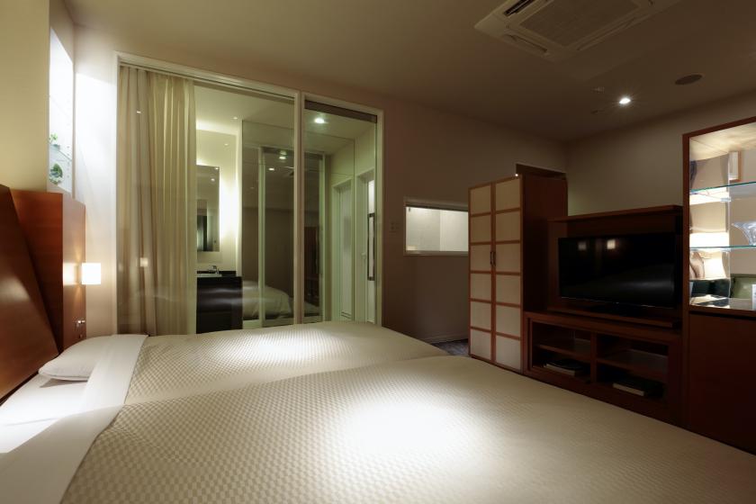 Premium Family Room / Non-Smoking