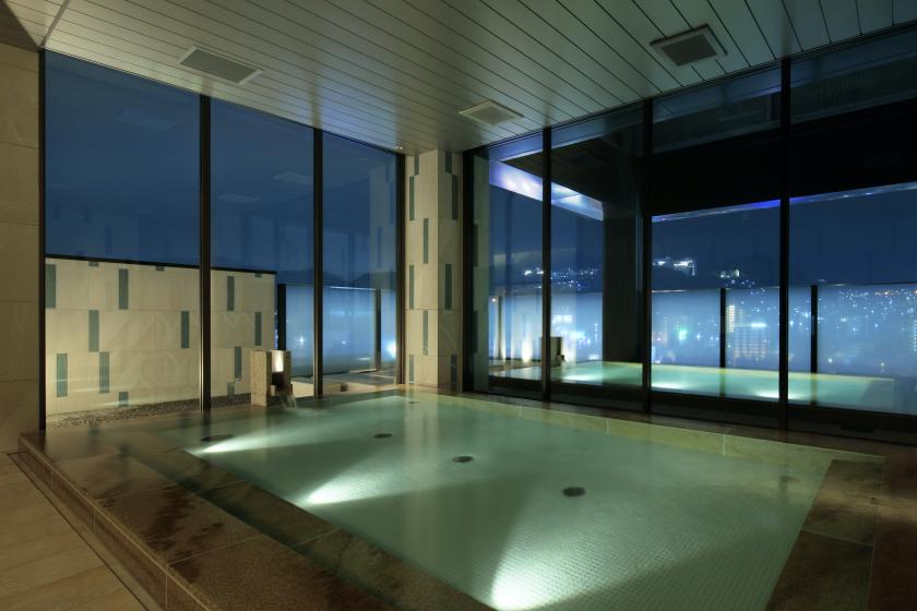 Ideal for traveling with couples and people close to you! A trip to enjoy the finest healing in a sophisticated space and the sky spa on the top floor