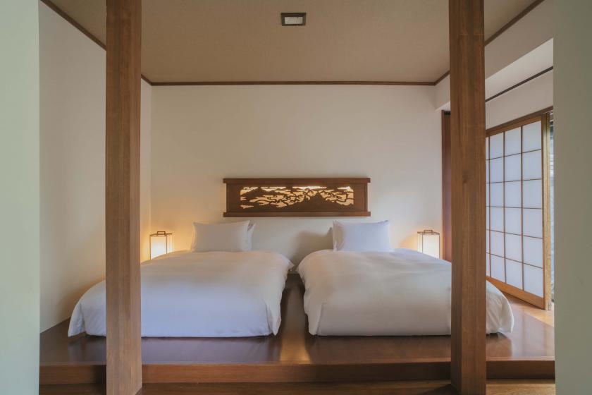 <Aoi> Japanese-Western room (bed type) Indoor bath with natural hot spring water