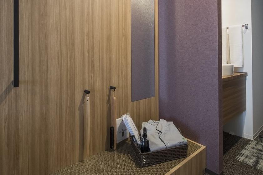 【禁烟】转角双床间23平方米/独立浴室和卫生间