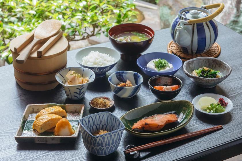 【限時優惠】限時優惠！ 〉享受20%的折扣★早餐套餐 入住傳統聯排別墅的京都之旅