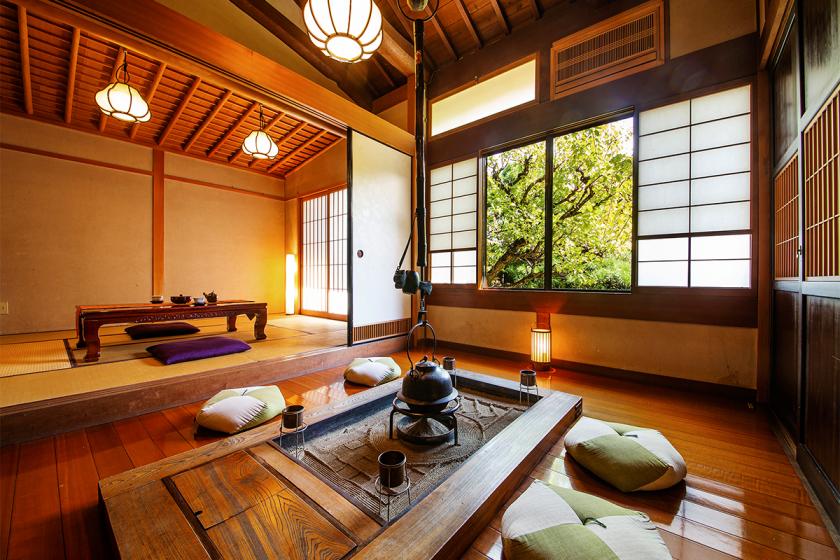 [Irori-irori-]日式房間+隔壁房間+臥室+壁爐+柏木浴缸|房間用餐