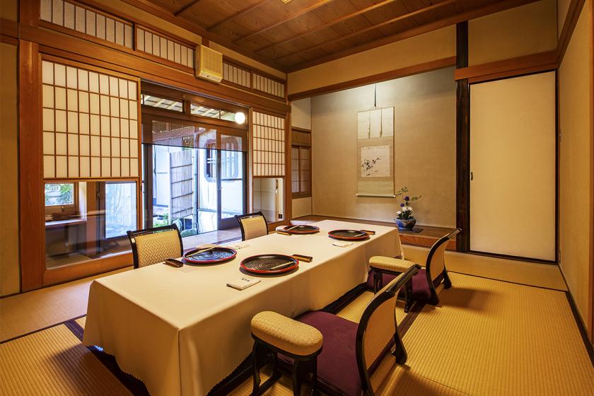 [Irori-irori-]日式房间+隔壁房间+卧室+壁炉+柏木浴缸|房间用餐