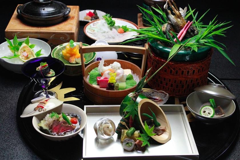 【鴨川納涼床】　夏の京の風物詩、納涼床を楽しむ旅　-夕食・和洋選べるこだわり朝食付き-