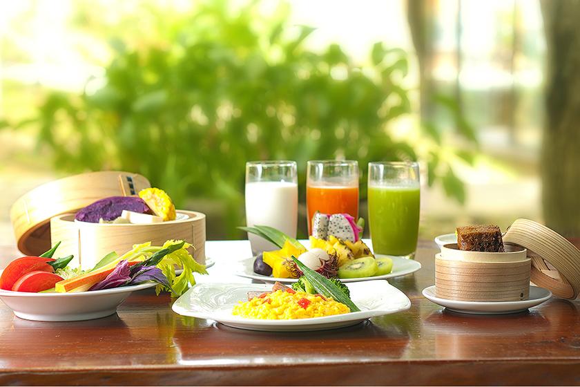 【日替わり夕食】沖縄食材を使ったヘルシーディナー「小吃菜」
