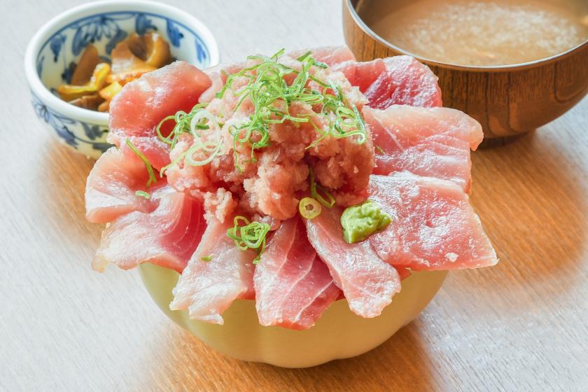 [Business] Enjoy the tuna bowl directly from Toyosu Market with breakfast and dinner