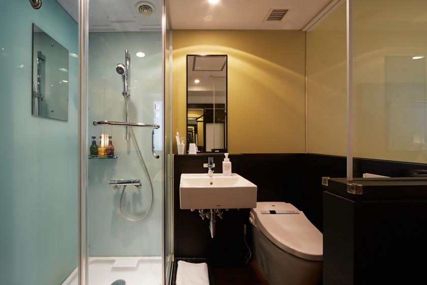 Shower Booth Single Room (smokin room) ☆1　Bed