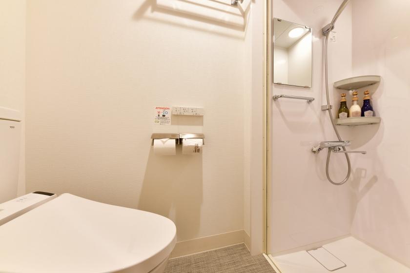Shower Booth Single (non-smoking)　☆1 Bed
