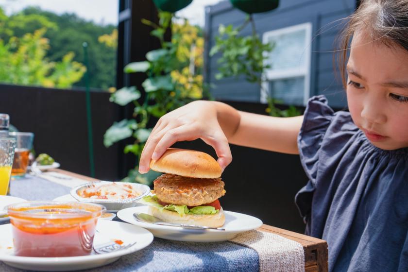 【ファミリー応援プラン】プライベート空間で過ごす里山ステイ｜BBQキット/朝食付きプラン