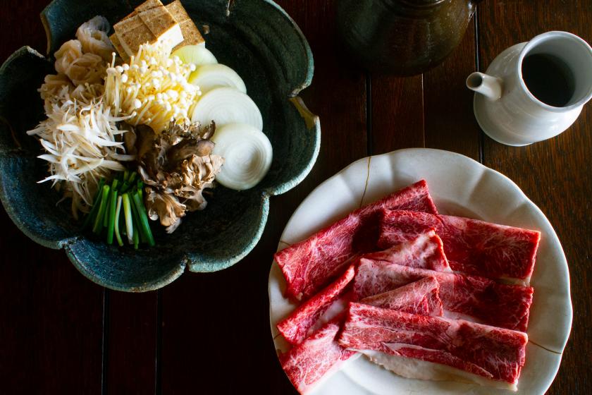 Dinner room service "Sukiyaki" + breakfast plan