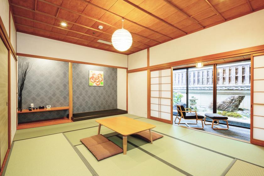 Japanese-style room with garden