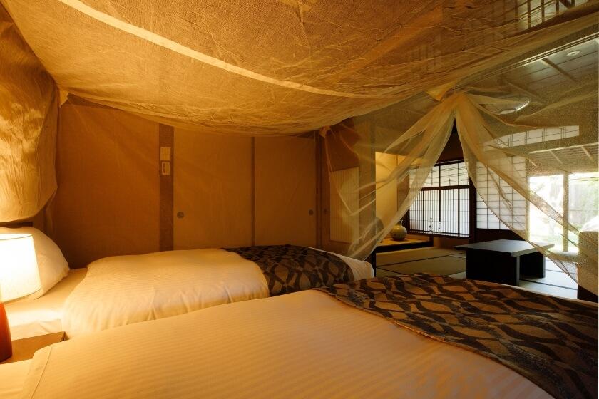 With hot spring and courtyard [To the clouds] 50 tsubo garden, mosquito net bedroom, large Japanese-style room