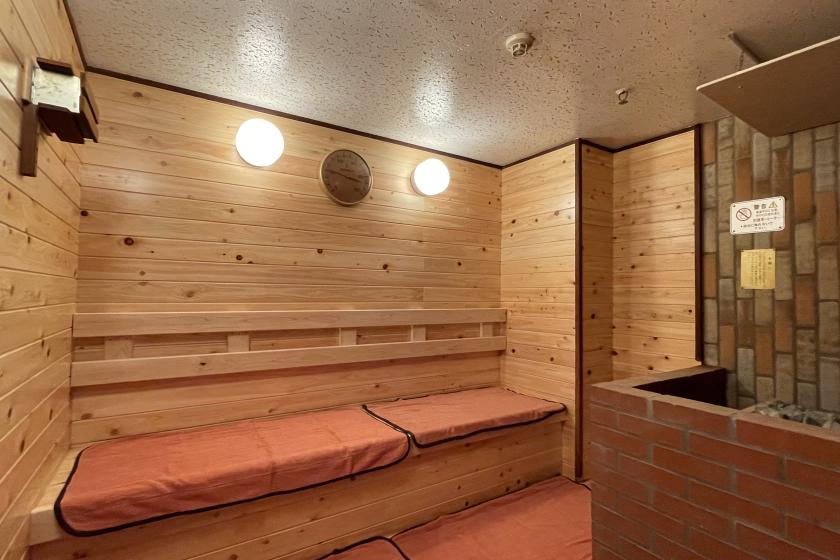※【cheapest price! ]Best rate/Breakfast curry included *Sauna/large public bath for men only/5 minutes from the station