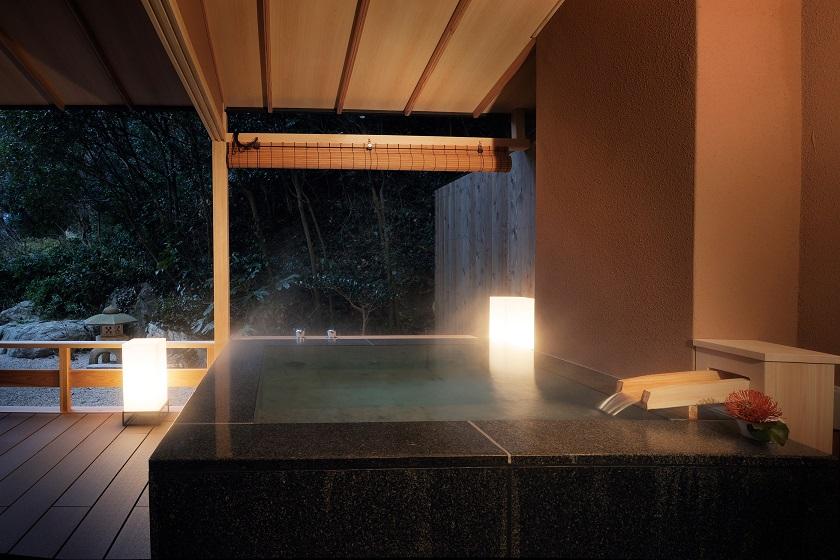  Premium Suite [Special room with open-air bath] 84㎡