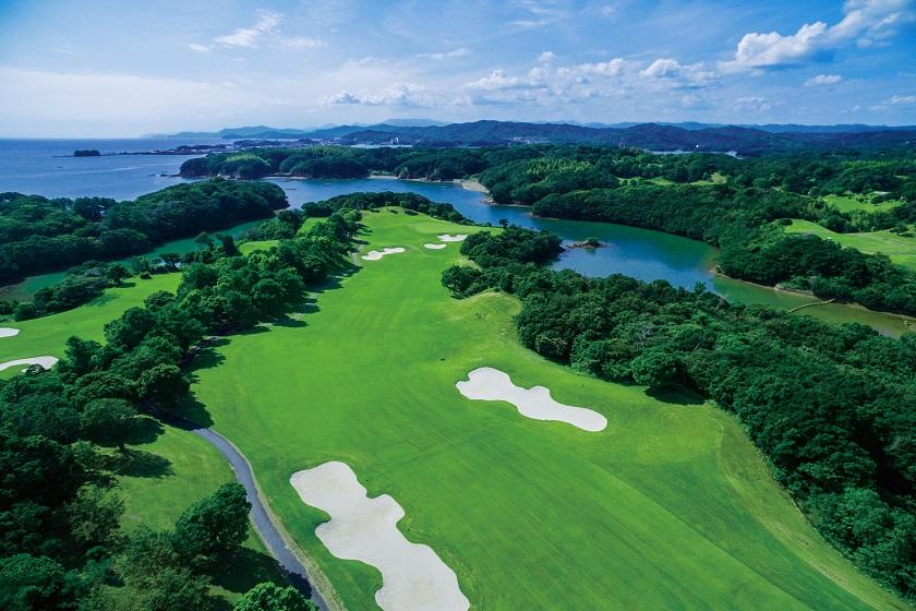 [Includes golf] Golf & stay plan <1 night, 2 meals + 1R self-service (lunch included)>