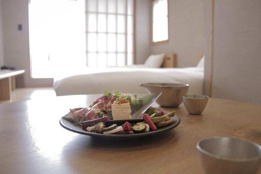 [In-room drinking] Special snacks and alcohol set to enjoy in a relaxing space [Free breakfast]