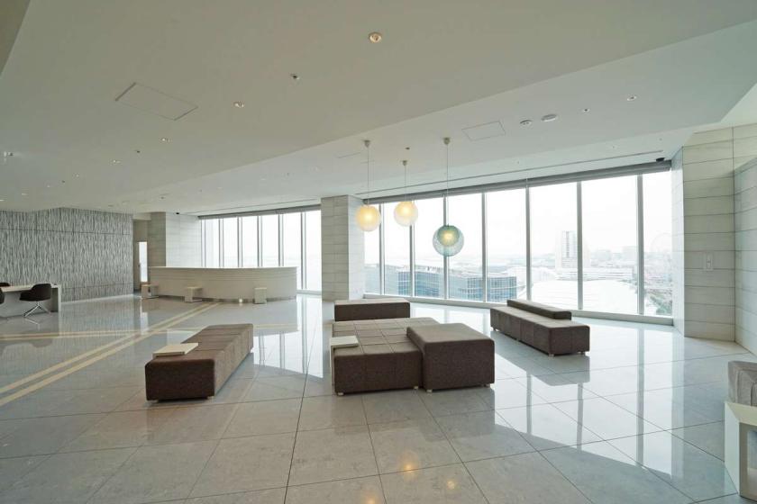 Enjoy the night view of Minatomirai on the upper floors on the sea side ♪ High-rise floor commitment plan << without meals >>