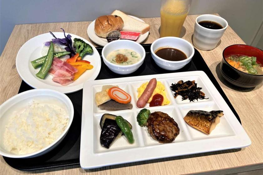 [With local sake and snacks] Slowly evening drink plan in your room << Breakfast included >> [Long stay benefits included]