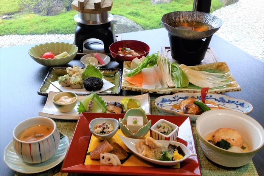 Participate in zazen experience & early morning service ♪ Upgraded special vegetarian cuisine plan (with evening breakfast)