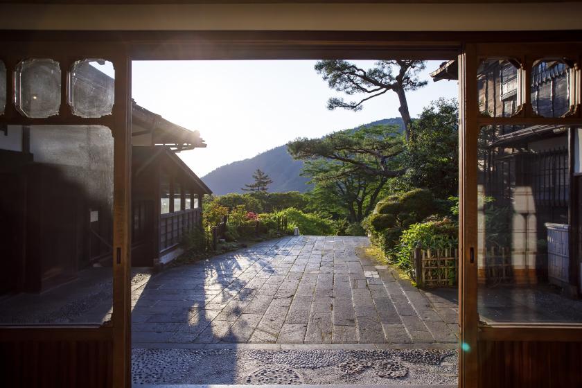 [National travel support "Iza, Kanagawa!" Exclusive plan] Experience the nature and history of Hakone at a hot spring inn with its own hot spring source, with dinner and breakfast included