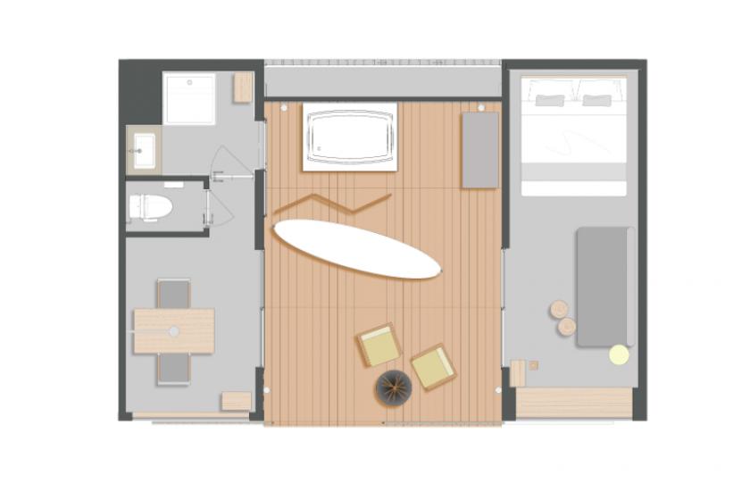 Deluxe Cabin with a King Bed & Common Parking Area