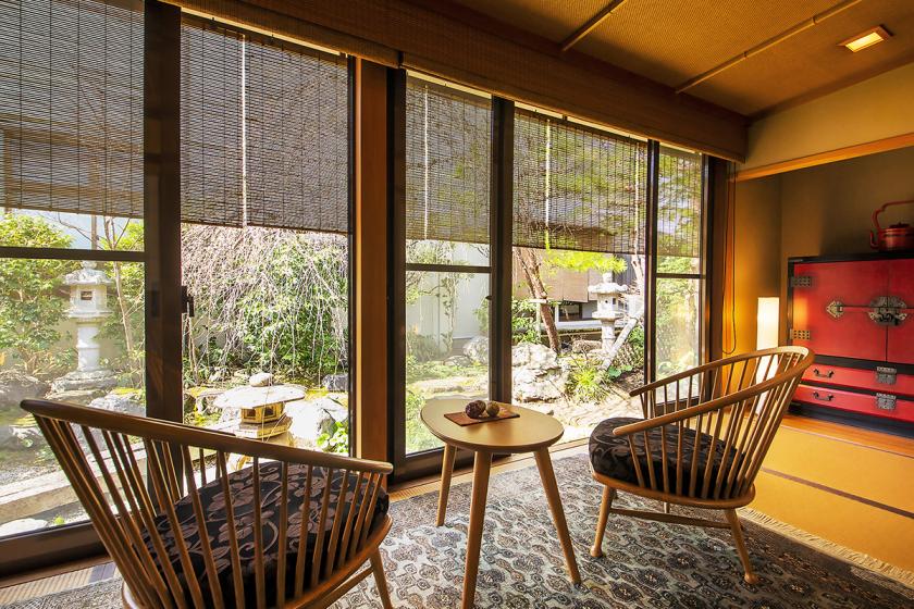 [New building -shinkan-] Japanese-style room + next room + cypress bath | Room meal