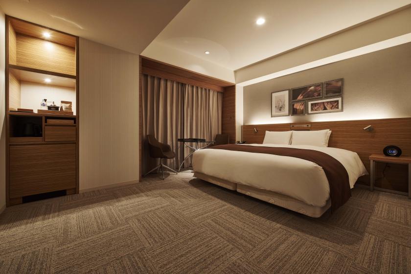 【CROSS FLOOR】Luxury Double Room/1 King Bed