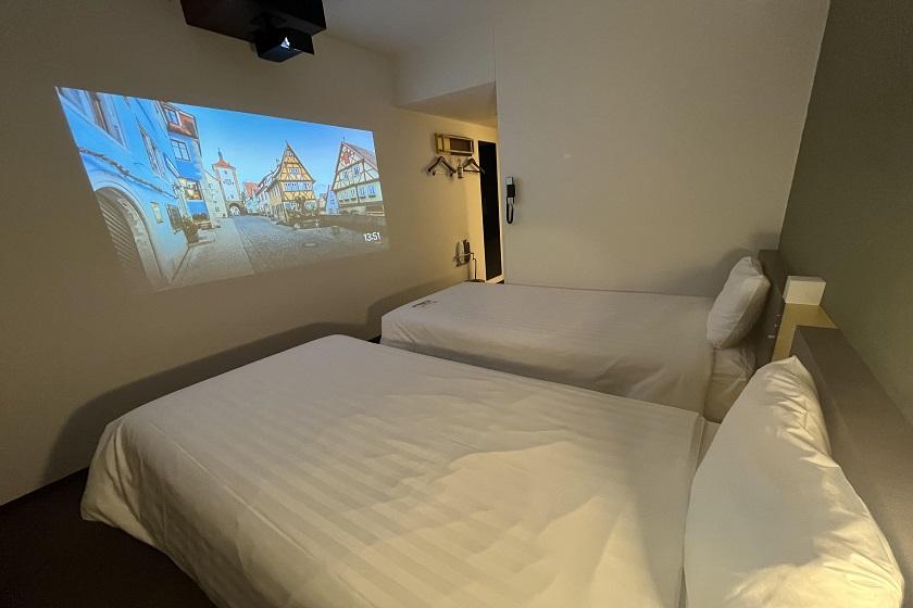 [Limited number of rooms! ] Blu-ray & DVD can be viewed on a large screen! ! A guaranteed plan with 2 beds and a separate bath! ＜No meals＞