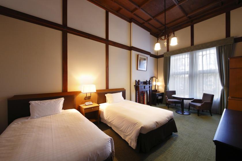 Main Building Standard Twin Room Park Side [Non-smoking, 27.3 square meters]