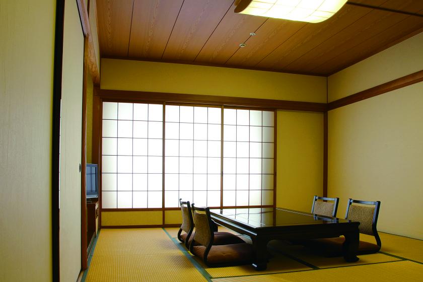 Japanese-style room [Non-smoking] 35㎡ (Including Japanese-style room space of 8 or 10 tatami mats)