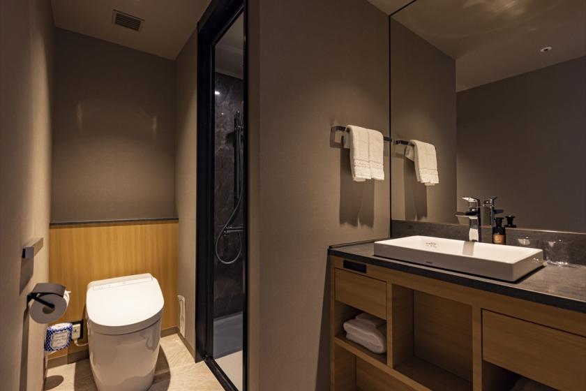 【Non-smoking】Moderate Business Double Room (Shower booth)
