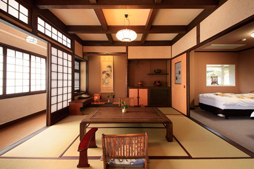 Sea side: Japanese-Western style room (2 Japanese-style rooms, hearth room, bedroom)