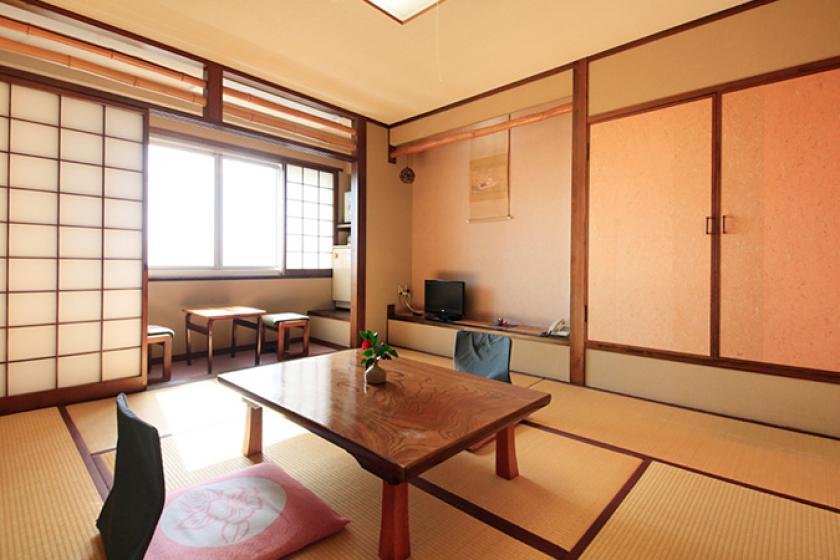 Sea side: Japanese-style room [no bath, with toilet]