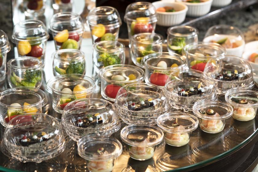 【期間限定】サマーセール 　100種以上のアイテムが並ぶ朝食ブッフェ付