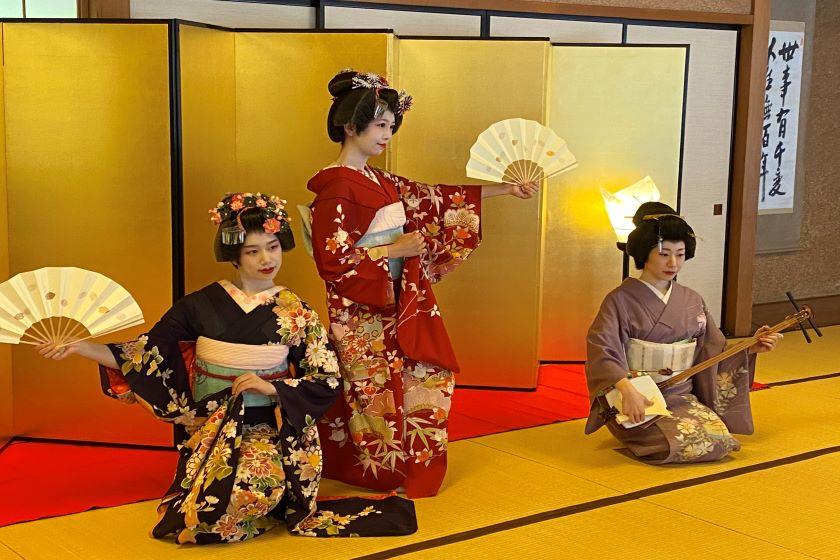 【아침 저녁 식사 포함】 아키타 마이코 일본의 극장 공연 포함 플랜