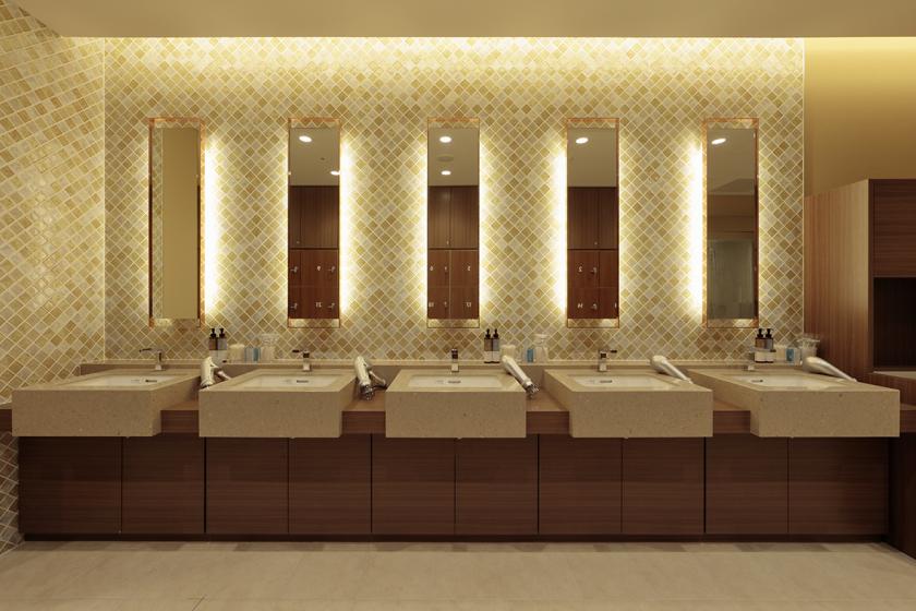 [Special Price] Choose the room type and enjoy a great deal! Sky Spa is available all night long! (Room only)