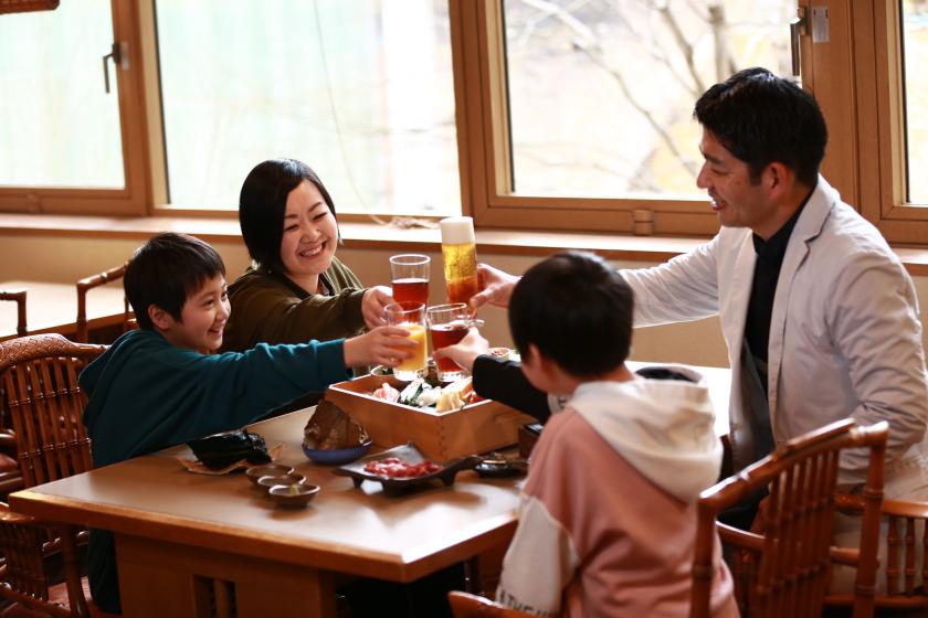 [Dinner starts at 19:30] [Official website] [Two meals included] Dinner is Japanese cuisine with A5 grade Hida beef! Have fun with your family ♪ Luxurious hand-rolled sushi plan (plan code: HP74KT)