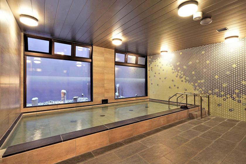 Standard Plan / Large public bath available / 8 minutes walk from Kyoto Station Hachijo East Exit《Room without meals》 [Long stay benefits included]