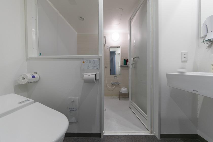 Standard double <for 2 people / separate bath and toilet> [non-smoking]